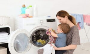 شستن لباس نوزاد با ماشین لباسشویی ال جی