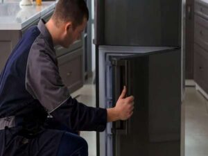 نمایندگی تعمیر ساید سامسونگ 11 خدمات تعمیرکار یخچال سامسونگ در کیان تعمیر